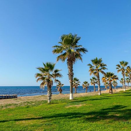 Villa Beach Heaven Paphos ภายนอก รูปภาพ