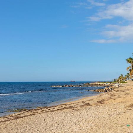 Villa Beach Heaven Paphos ภายนอก รูปภาพ